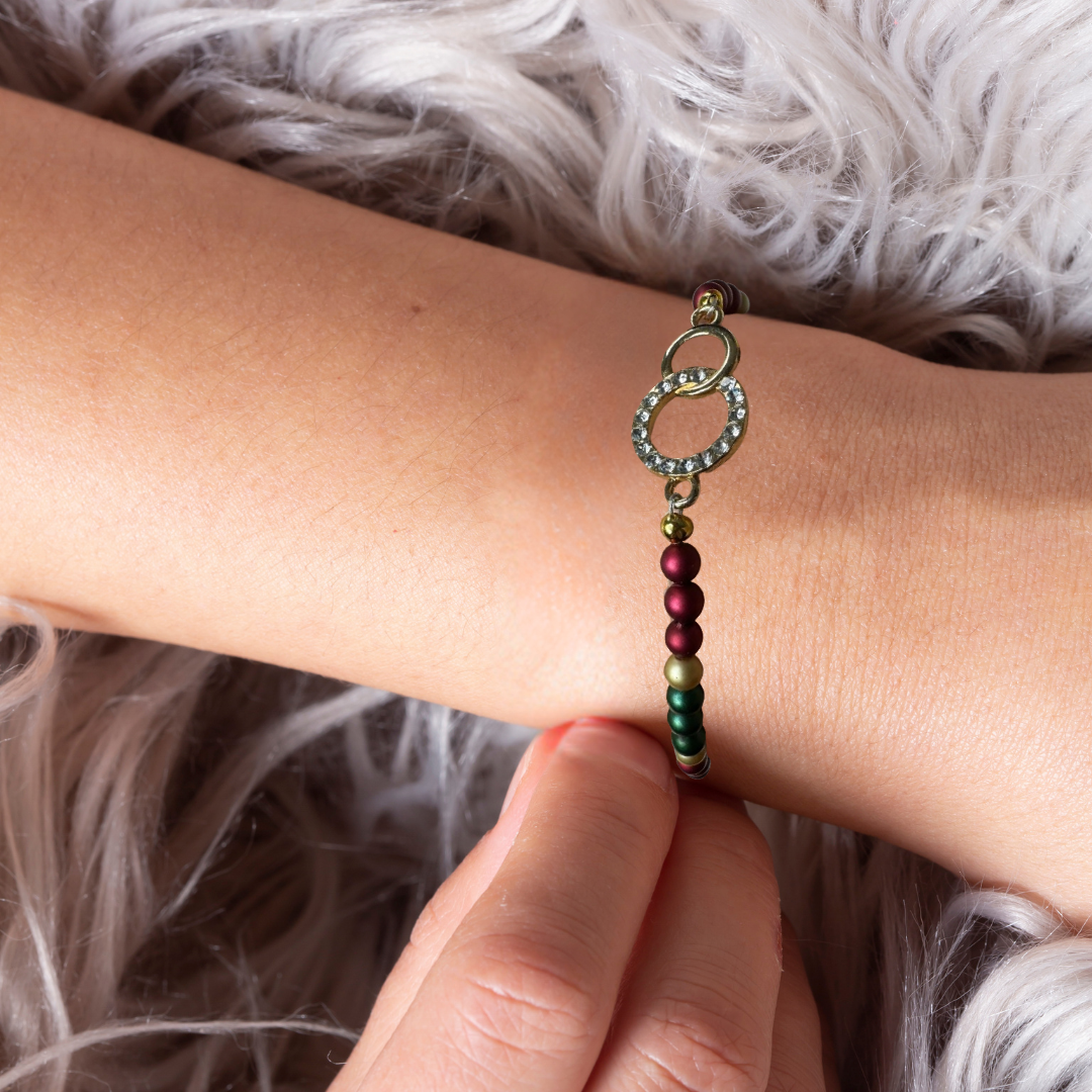 Classic Christmas Glam Bracelet - DIY Kit