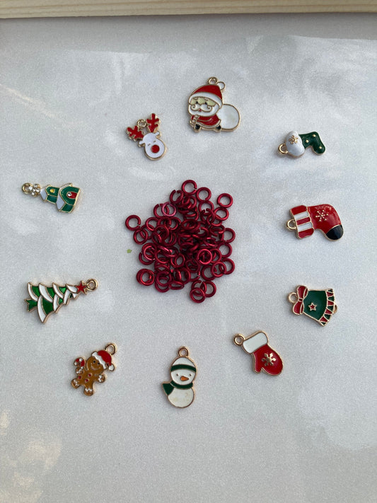 Make Your Own Christmas Charm Bracelet